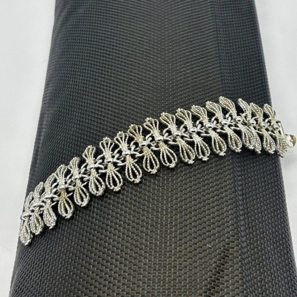 Vintage Emmons Gleaming Bow Twisted Rope Link Bracelet Silver Tone, Signed Clasp